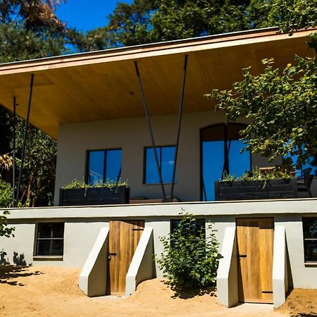 The Cabin Morris Holsbeek Exterior photo